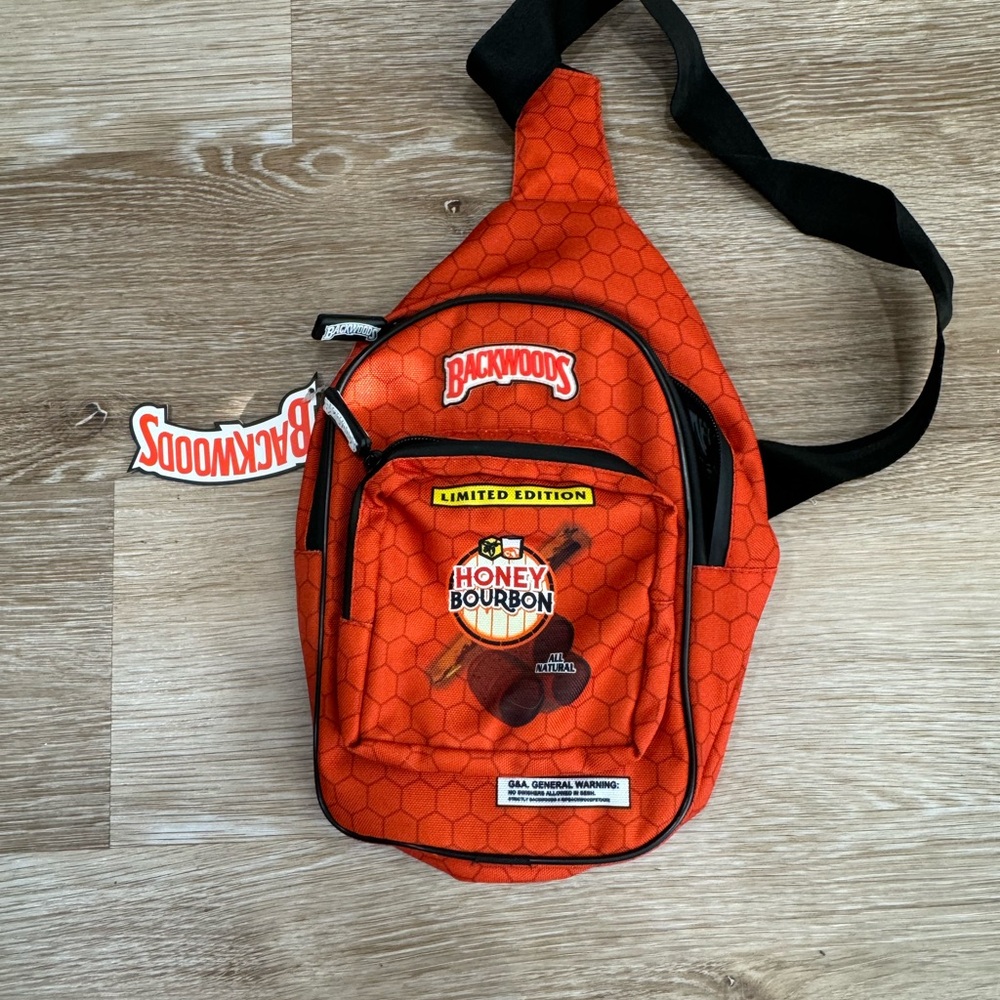Smell proof backwoods crossbody